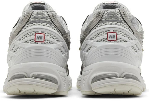 New Balance 1906R Silver