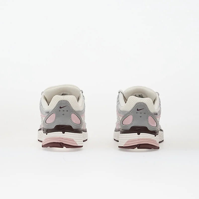 Nike W P-6000